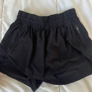 Lululemon high rise tracker shorts